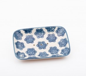 Керамическая мыльница с голубым декором, прямоугольная. vivacite.ru